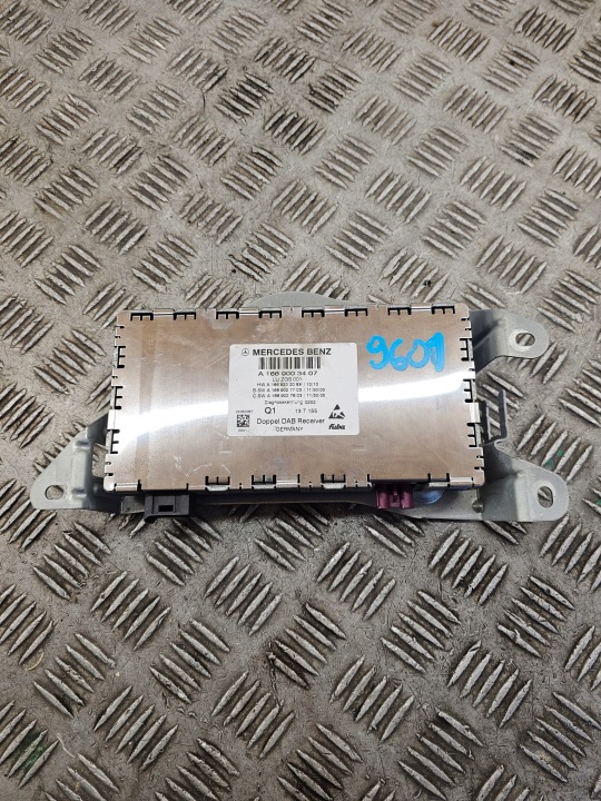 MERCEDES E C207 W207 207 LIFT Module Amplificateur antenne A1669003407