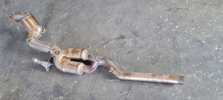 S3 8Y A3 LIFT rohr des Auspuffs KATALIZATOR TLUMIK DPF 2.0 TFSI 3Q0253715C