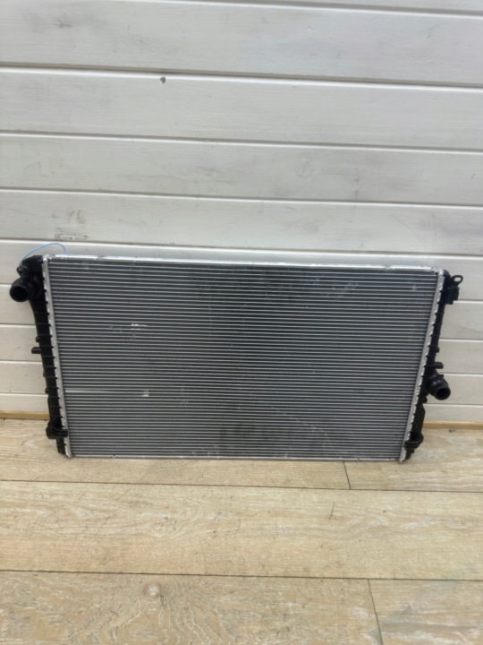 Radiatore motore usato BMW 2 U06 9846872 Originale