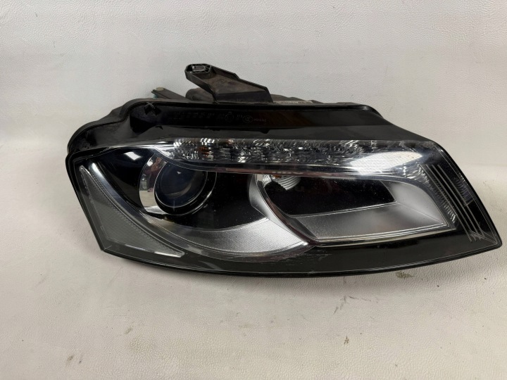 Audi A3 8P 10- Lift Licht led rechts vorne vorne
