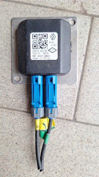 Amplificateur GPS ANTENY RENAULT TWINGO III LIFT 259758373R