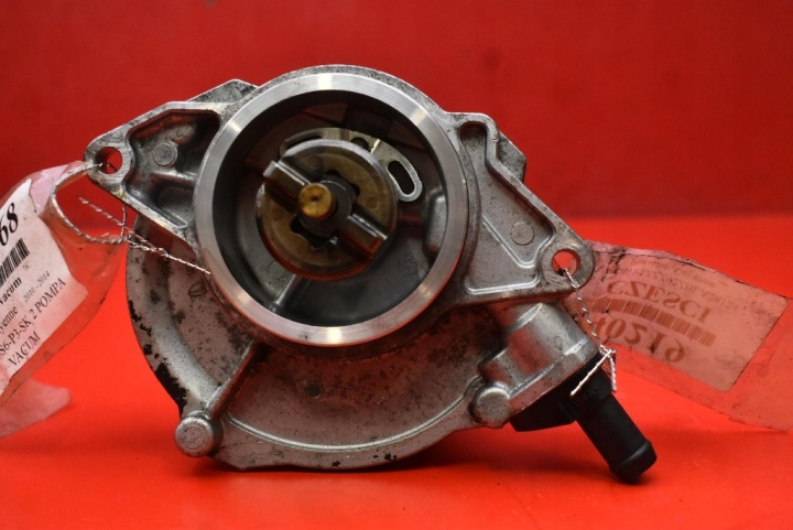 pump VACUM WAKUM 059145100J PORSCHE CAYENNE 2 II 92A 3.0 TDI 245 KM 10-14