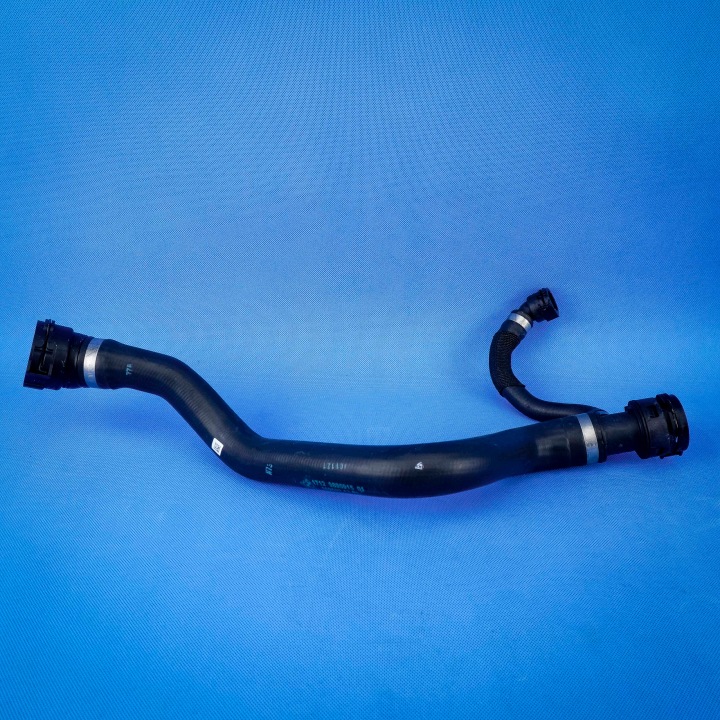 hose front of water BMW 5 G30 530ix 17129895915 9895915 25km
