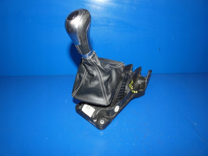 MERCEDES CLA W117 A W176 B W246 gear lever changes of the gear knob sleeve
