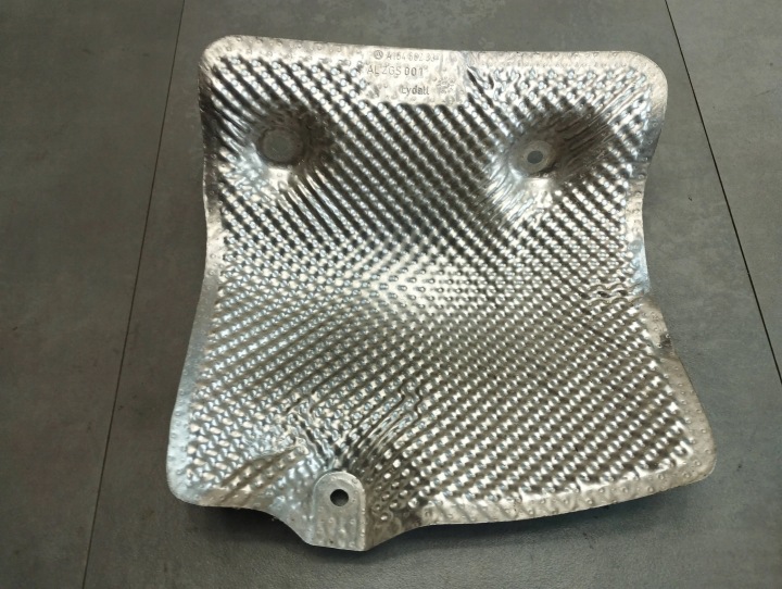 Mercedes ML W164 Blende Abdeckung TERMICZNA A1646823371