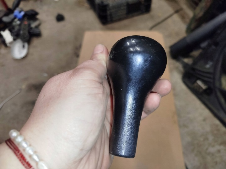 Gear shift knob Ford Focus 9