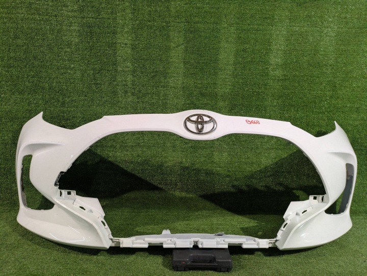 Paraurti anteriore Anteriore TOYOTA YARIS IV 20- senza PDC NR.Z9668