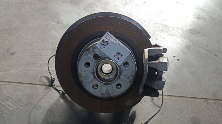 BMW G26 otoč záď pravá kotouč třmen KPL 6892522