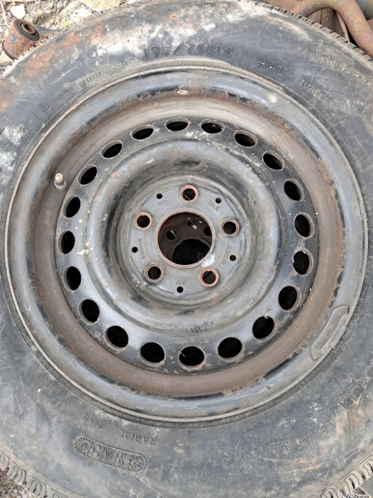 felni STALOWA MERCEDES W108 W115 14 CALI 1084001402