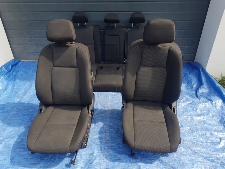 MERCEDES W204 KOMBI sedili Anteriore sinistra autisti Destra passeggeri KOMPLET