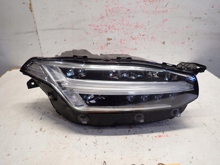Feux phare Avant Avant Droit VOLVO XC90 II 2015- FULL LED 32228297