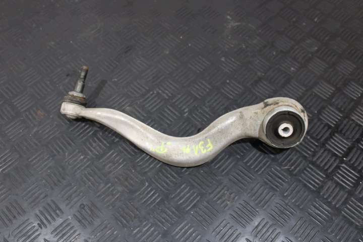 rameno pravý předek přední 6854724 BMW 3 F30 F31 KOMBI LIFT 2.0 XD