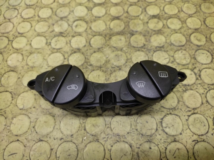 FORD CONNECT MK1 ovladac klimatizaci 2T1T19A945CA