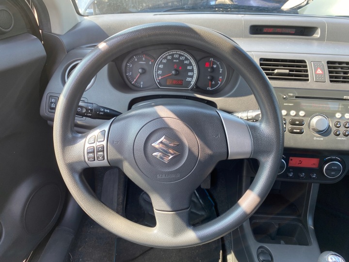 Suzuki Swift 3 III 05-15 volante MULTIFUNKCJA Z airbag POWIETRZNA