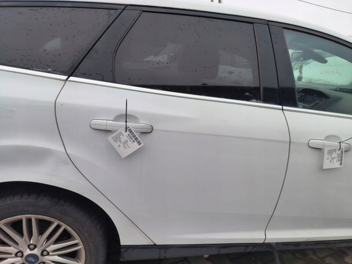 Portière Droit Arrière 7VTA FORD FOCUS MK3 KOMBI LIFT