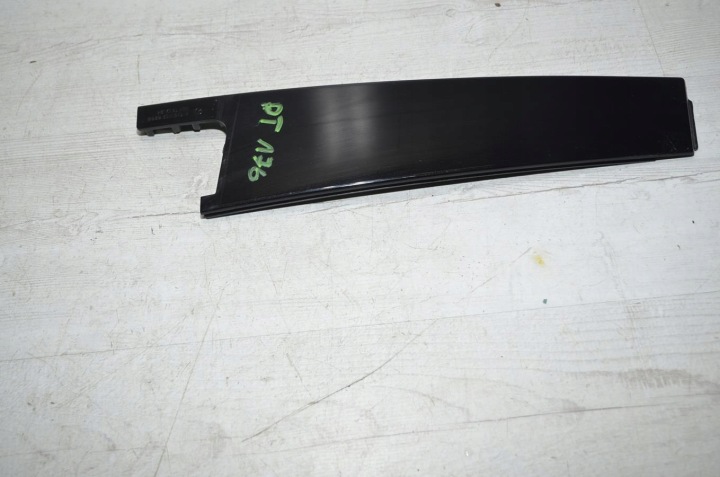 moulding door right rear part Mercedes W176 lift