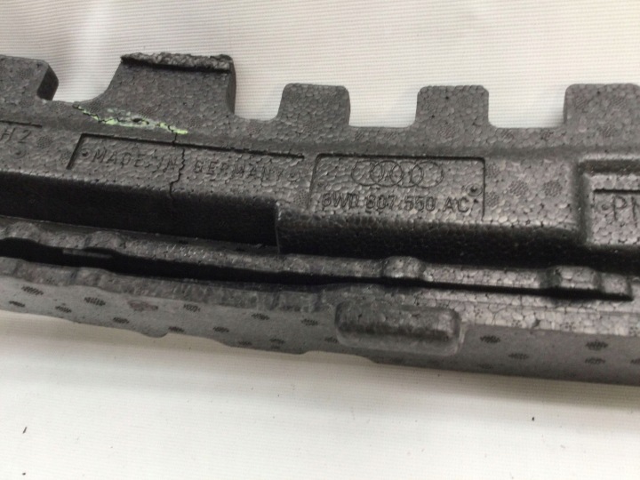 Audi a4 b9 s linje front absorber 8W0807550 AC 7