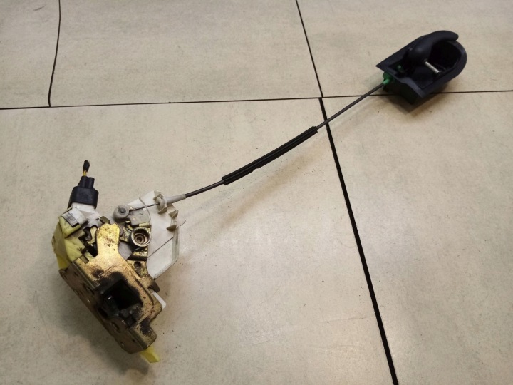 de la Serrure Portière Droite Arrière Poignée FORD MONDEO II 2.0