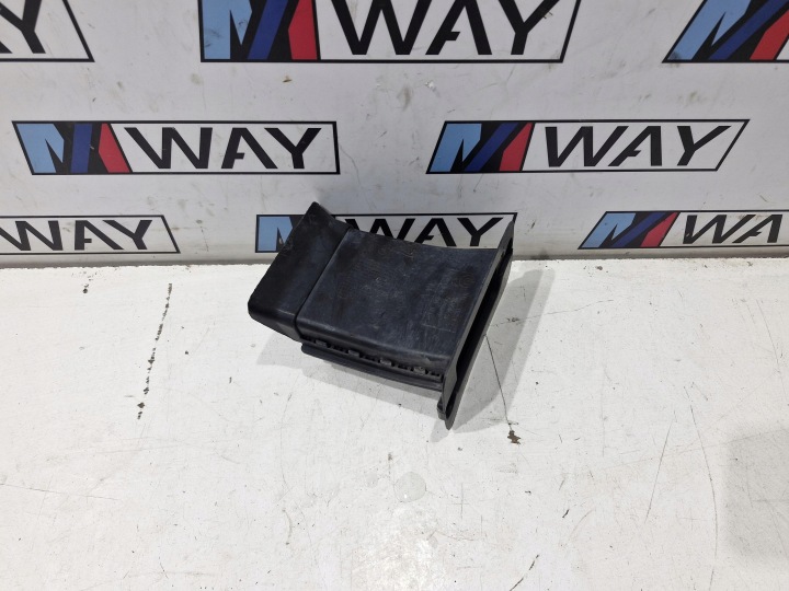 7185167 BMW F01 F10 F11 intake drain air left