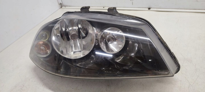light front front right Seat Ibiza 6L