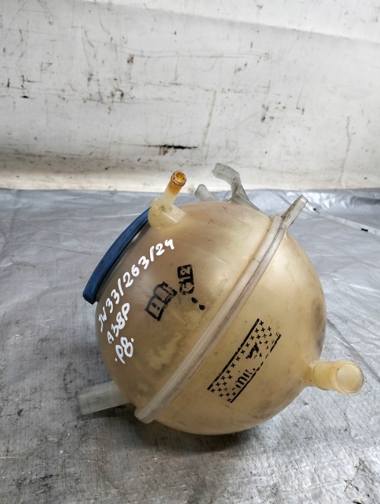 water tank AUDI A3 8P 2.0TDI 06r 1K0121407A 1KO121407A