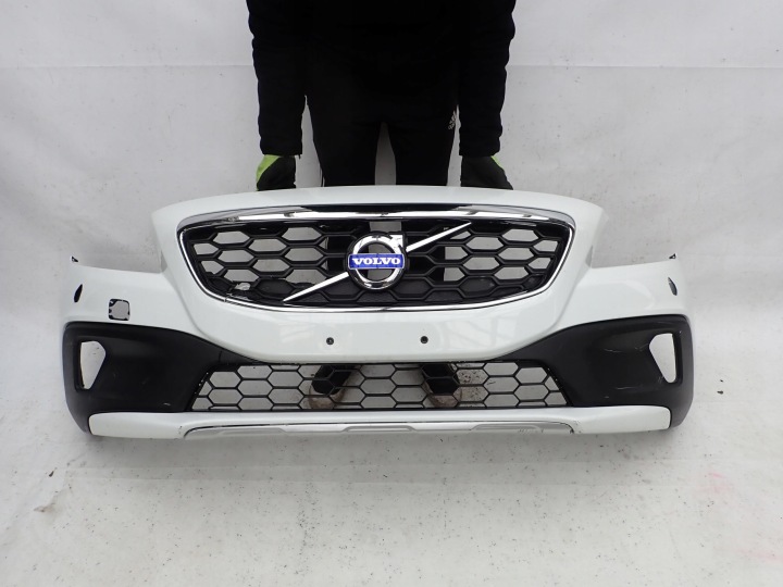 VOLVO XC40 CROSS COUNTRY 12- Pare choc Avant Lave phare PDC