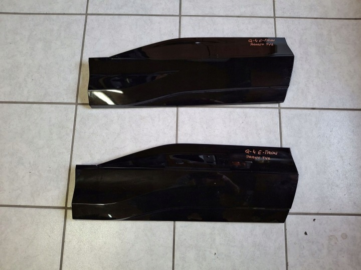 moulding for door right rear. AUDI Q4 E-TRON 2021R->