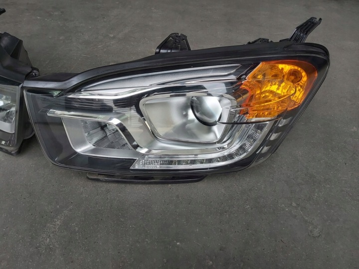 FANALE FARO Anteriore sinistra Anteriore sinistra EUROPA SSANGYONG KORANDO III LIFT