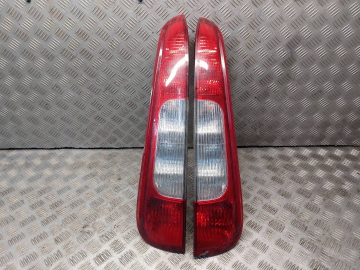 Licht rechts + links heck FORD C-MAX und