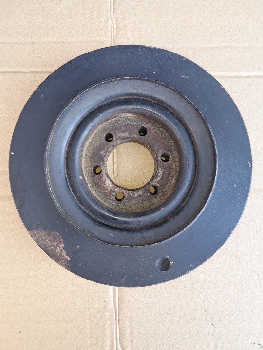 pulley MERCEDES W123 OM617 3,0D 370G18177
