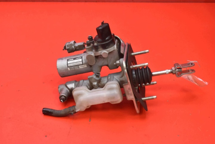 Servofreno 138110-10440 138010-10500 LEXUS LS IV LS600H 5.0 V8 438 KM
