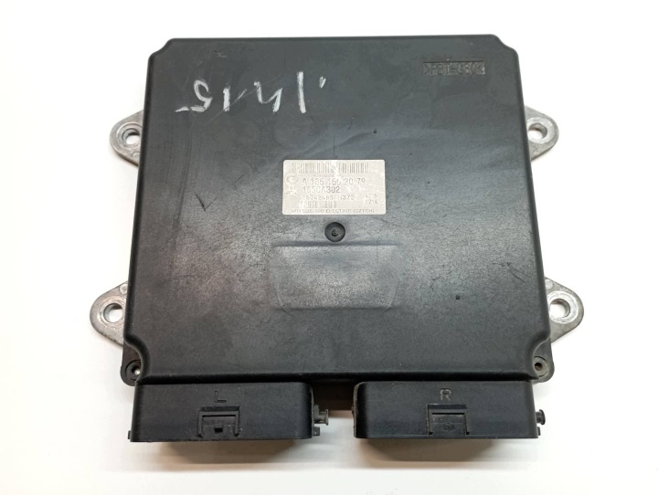 unité de commande électronique uce moteur A1351502079 1860A302 1.5 B 108KM Mitsubishi Colt VII