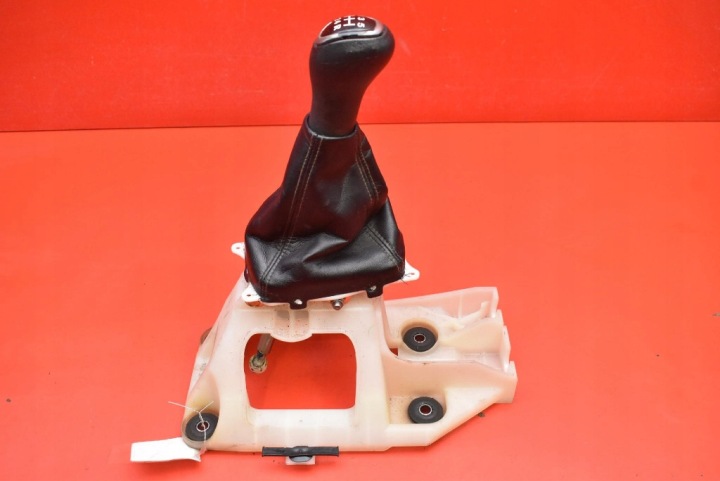 Schaltkulisse Schalthebel getriebe 5 BIEG MITSUBISHI OUTLANDER 1 und 2.0 16V 136 KM 4X4