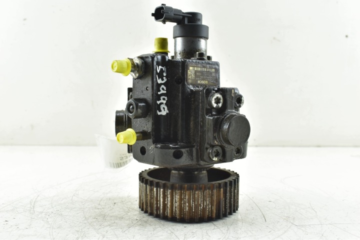 injection pump INSIGNIA A ASTRA J ZAFIRA C 2.0 CDTI 55571005 0445010193