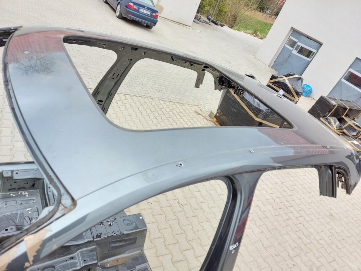 Audi RSQ3 Q3 83A 2022r střecha Panorama SUV šedý LZ7S