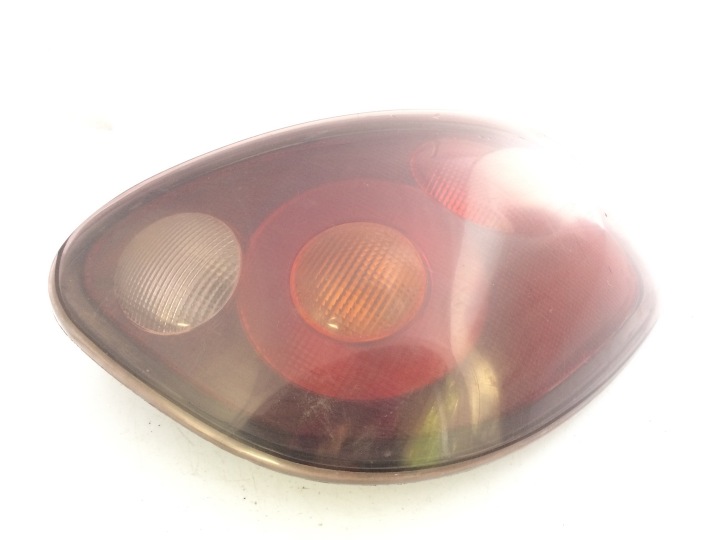 Feux phare Arrière FIAT BRAVO Droit 7779097B695 FIAT