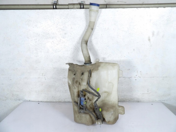 CITROEN DS5 1.6THP nadrzka ostrekovacov 9671311480