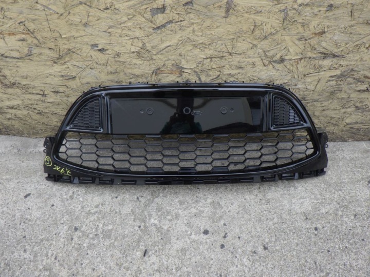 FORD S-MAX S MAX LIFT ST TITANIUM Mriežka Nárazníka predná