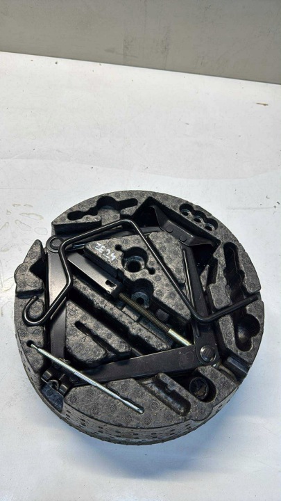 WKLAD Roues de la roue de secours Levier de vitesse Clé SAAB 9-3 OPEL ASTRA H VECTRA C 13162851