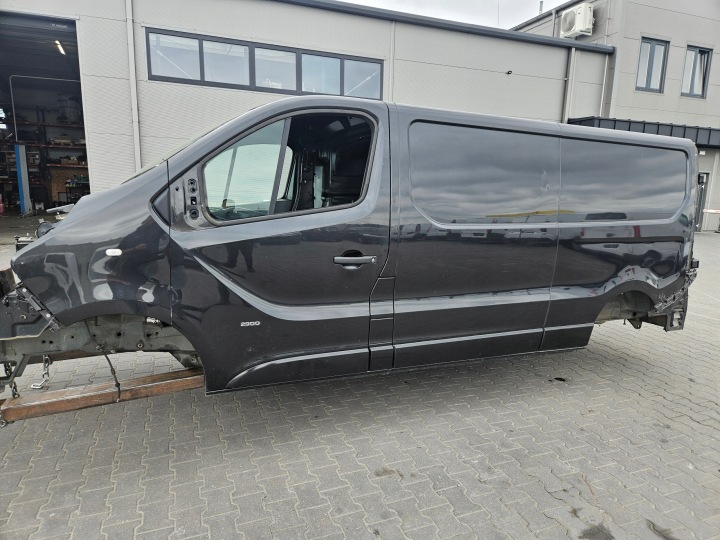 blatník levý předek - OPEL VIVARO A TRAFIC II PRIMASTAR