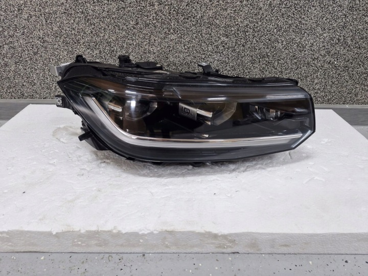 light right VW T-CROSS Full Led IQ LIGHT