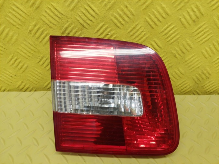 VW POLO IV 9N sedan light right rear part to the bonnet 6Q5945093