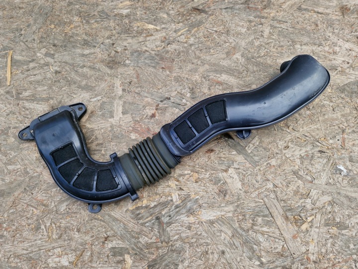tubo tubo Presa aria RENAULT ARKANA 1.6 E-TECH 165555837R