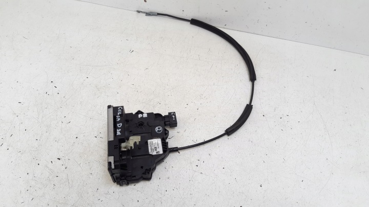lock right front 13258274 Opel Corsa D