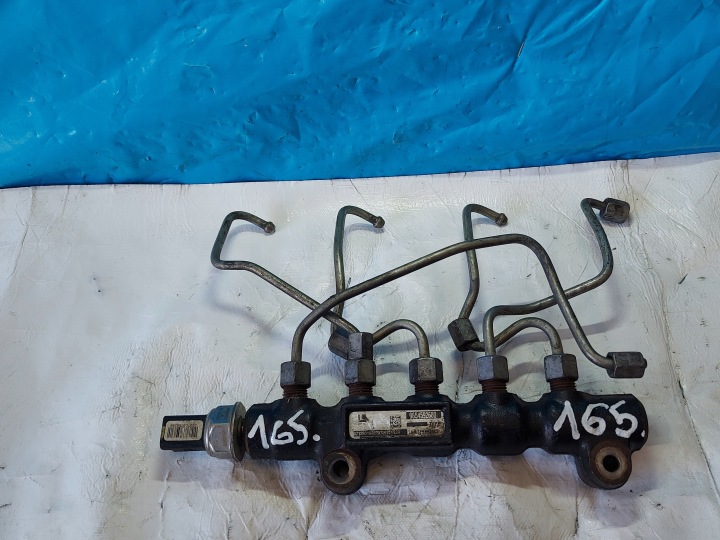 vstrekovacia rampa CITROEN C2 1.4 HDI 9654592680