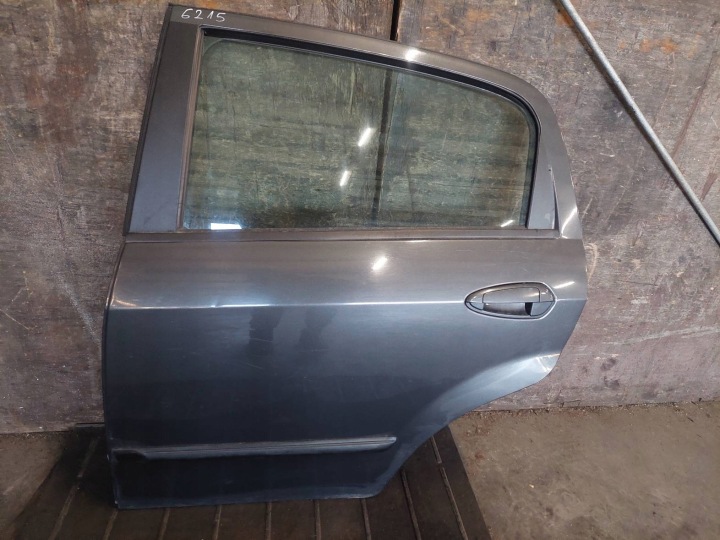 dvere kompletné ľavý zadok FIAT GRANDE PUNTO a