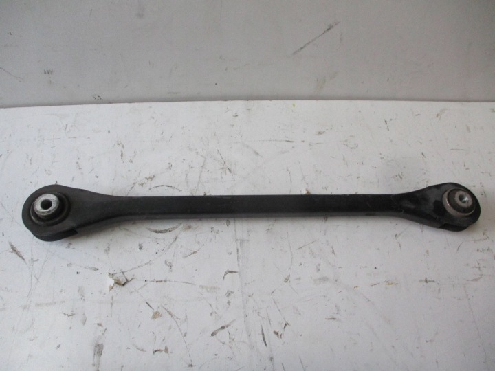 rameno zadní dolní záď strana levá BMW 1 F40 6881364