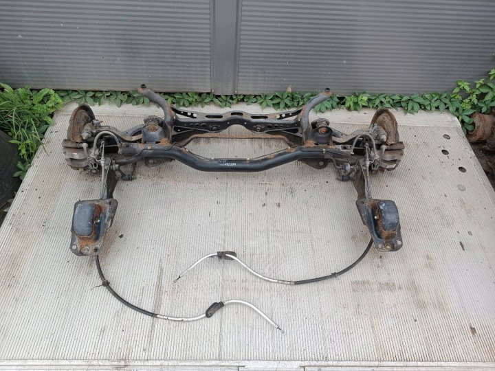 träger achse Achsträgers heck VOLKSWAGEN JETTA V ID: 190279