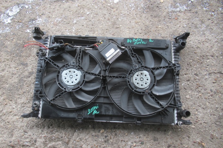 AUDI A4 B8 FL 2.0 TFSI 14R radiator complete 8K0121251AH