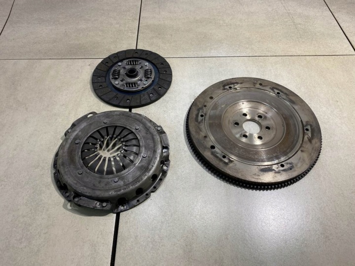 clutch KOMPLET OPEL CORSA C 1.2 16V R90232334 ADW193024 ADW193024